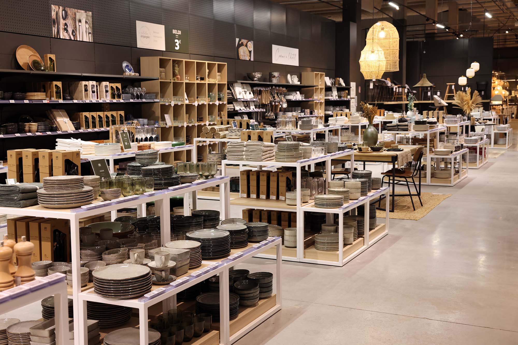 agencement mobilier boutique Alinea